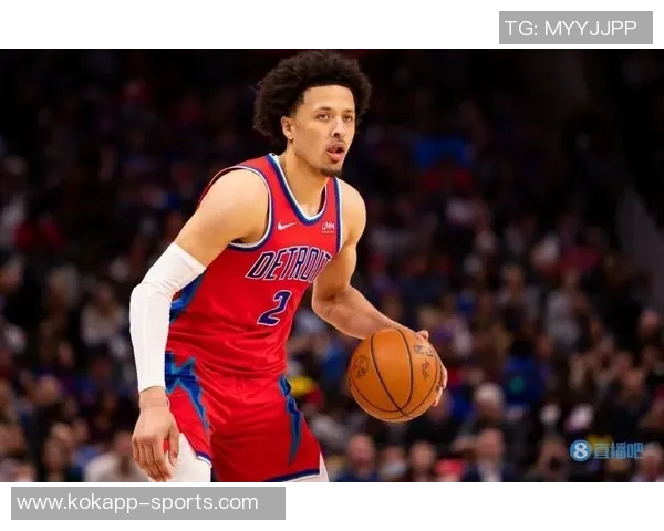 康宁汉姆赛后向小卡请教得分秘诀分享成功经验 康宁汉姆赛后向小卡请教得分秘诀分享成功经验