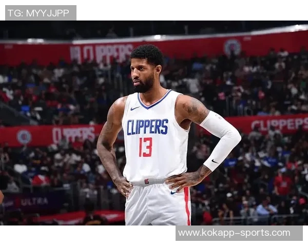 攻防兼备保罗乔治全场表现出色关键时刻上篮助力球队胜利